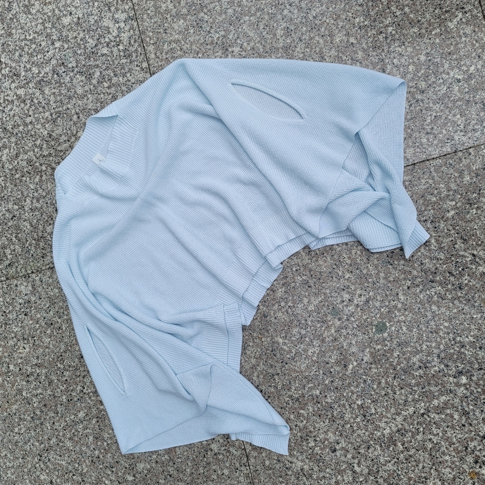 Lululemon coverup